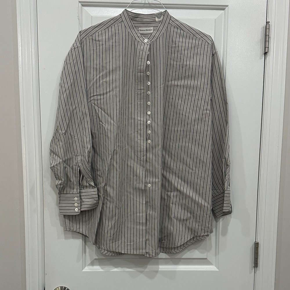Banana Republic Black and White Striped women’s Shirt